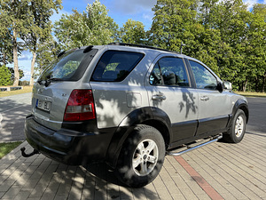 Kia Sorento 2.5 103kW (7 foto / 13)