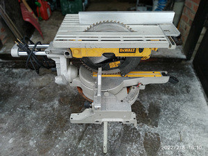 DeWalt многофункциональная пила DV27111/-QS. (2 фото из 10)
