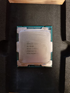 CPU intel core i9-7920x (2.9 ghz) (1 foto / 2)