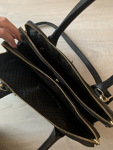 Кожаная сумка dKNY (3 фото из 5)