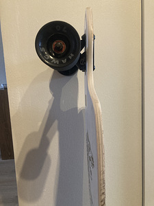 Longboard landyachtz (3 foto / 5)