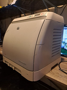 Printer HP Color LaserJet 2600n (2 foto / 3)