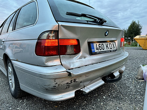 BMW 525i manual 141kw (7 foto / 9)