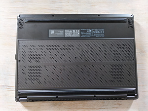 Asus Zephyrus G14 (2022) GA402 (3 foto / 5)