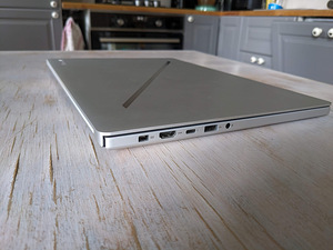 ROG Zephyrus G16 (2024) GU605 i7/ RTX 4070/ 32Gb (4 foto / 4)