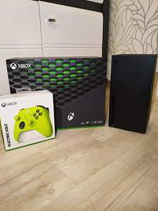 Xbox Series X + 2 kontrollerit (1TB SSD) (4 foto / 5)