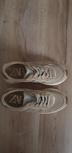 Кроссовки Zara (3 foto / 3)