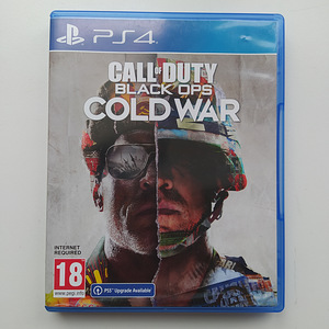 Ps4 (2 foto / 2)