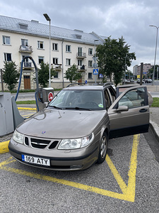 Saab 95 2.0 turbo (7 foto / 14)