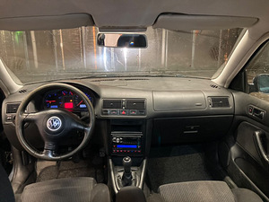 Volkswagen Golf 4 (7 foto / 9)