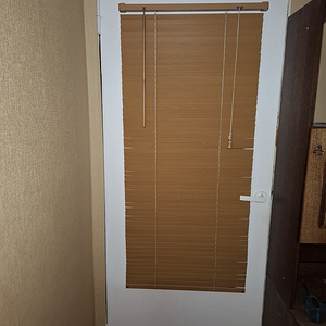 Жалюзи (2 фото из 2)