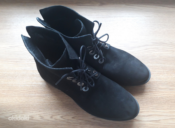 Новые черные кожаные ботинки, 39 (фото #2)