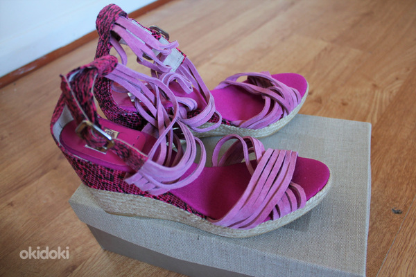 Kanna roosad sandaalid ehtse nahaga, 39, uued (foto #1)
