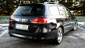 Volkswagen Passat (6 foto / 11)