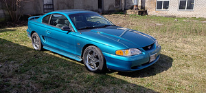 Ford Mustang 5.0 manuaal (6 foto / 10)