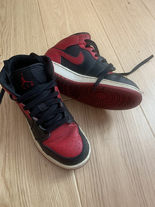Jordan Nike размер 35,5 (3 фото из 3)
