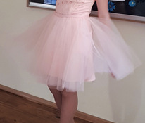 Праздничное светло-розовое платье