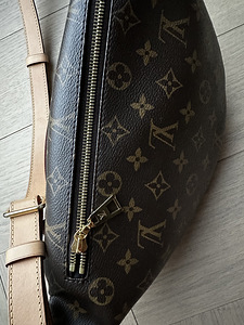 Louis Vuitton bumbag (3 foto / 9)
