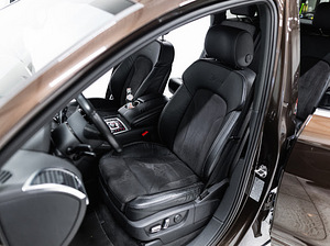 Audi Q7 2x S-Line (7 foto / 14)