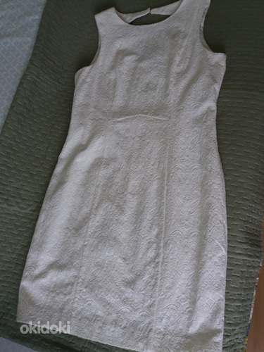 Платье белого цвета, рельефная ткань М / L. (фото #5)