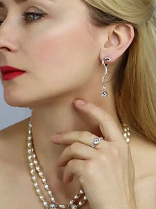 Дизайнерские серьги бренда "Jenavi" с кристаллами Swarovski (10 фото из 10)