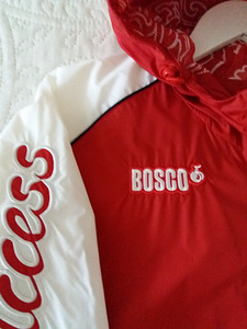 Новая ветровка из коллекции Bosco Sport. Размер М.