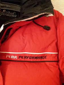 Väga soe "Peak Performance" sulejope M, S. (10 foto / 10)