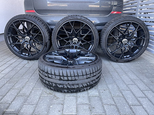 Оригинальные 20" HRE FF10 (2 фото из 3)