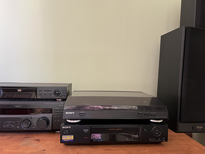 Sony (2 foto / 6)