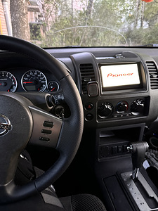 Nissan Pathfinder 4.0 201kW suurepärases seisukorras (8 foto / 9)