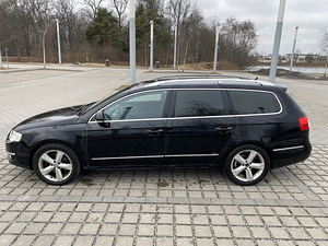 Volkswagen Passat B6 Highline 2.0 103kW (2 foto / 12)