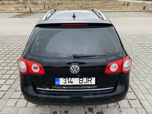 Volkswagen Passat B6 Highline 2.0 103kW (4 foto / 12)