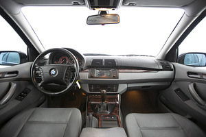 BMW X5 - 2006 (4 фото из 13)