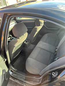 BMW 318 1.9 87kW (7 foto / 8)