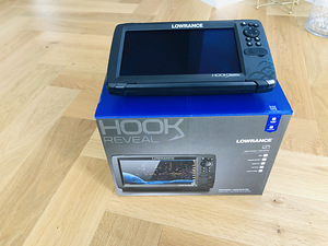 LOWRANCE Hook Reveal 9 Tripleshot - uus (1 foto / 4)