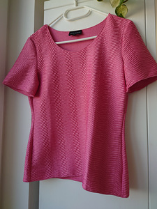 Emporio Armani tekstuuriga roosa topp suurusele 38 (34-36) (10 foto / 10)