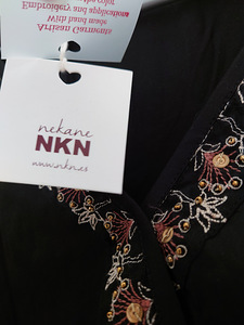 NKN Nekane must tikanditega pluus suurusele M (8 foto / 8)