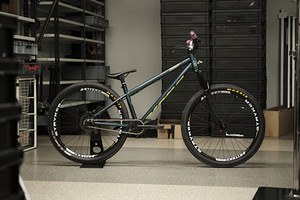 Kona Shonky Dirt Jumper MTB (1 foto / 3)