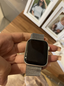 Apple watch series 4 44mm (1 foto / 3)