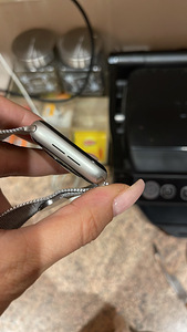 Apple watch series 4 44mm (3 foto / 3)