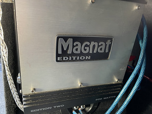 КОМПЛЕКТ САБВУФЕРА MAGNAT (2 фото из 2)