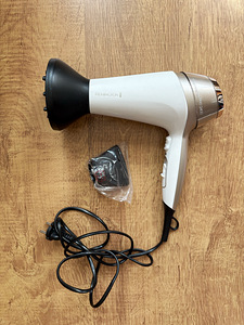 Föön Remington thermacare pro 2400 (1 foto / 3)