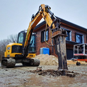 Аренда Bobcat, JCB, Kubota техники с оператором и без (8 фото из 8)