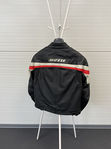 Dainese mototagi 48 (S) (2 foto / 2)