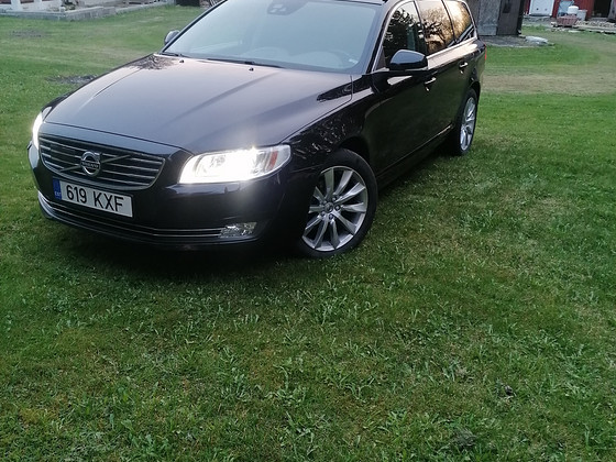 Volvo V70 2,0 17