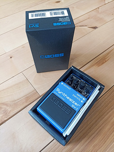 BOSS SY-1 SYNTHESIZER (6 foto / 6)