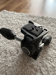 Uus Manfrotto 3-way head MH804-3W (1 foto / 3)