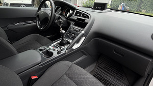 Peugeot 3008 , 2015 (6 foto / 6)