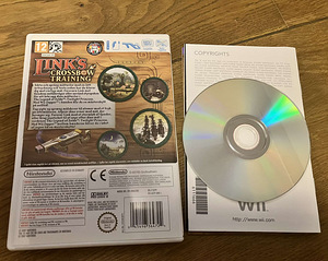 Nintendo Wii Link’s Crossbow Training (2 foto / 2)