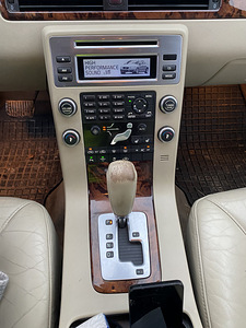M/V Volvo S80 2.4D(regtasu makstud) (8 foto / 10)